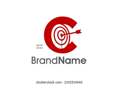 Diseño del logotipo de la ilustración moderna y negrita La C inicial se combina con Bow Target. El logotipo es bueno para cualquier empresa y también puede funcionar en un tamaño pequeño.