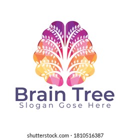 Diseño del logotipo del árbol cerebral moderno. Piensa en etiqueta verde. 