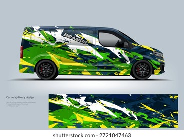 Modernes Cargo-Van-Farbdesign mit dynamischer geometrischer Grafik und kräftigen Farbkombinationen. Seitenansicht Nutzfahrzeug-Illustration mit professionellen Fahrzeugverpackungskonzepten für Auslieferung, Logistik, Flottenmarkierung und Transportdesign