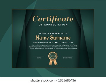 Plantilla de certificado moderna en diseño de colores oscuros y dorados