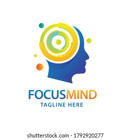 Diseño del logotipo del cerebro digital moderno