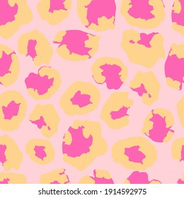 Modern Fabric Texture, Wild Fur Repeat Pattern. Leopard Print Seamless Vector Design. Elegant Cheetah Safari Seamless Leopard Print. Cool Animal Skin Fashion Pattern. Cheetah Textile Background.