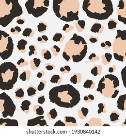 Modern Fabric Texture, Wild Fur Repeat Pattern. Elegant Cheetah Wildlife Seamless Leopard Print. Leopard Print Seamless Vector Design. Trendy Animal Skin Fashion Pattern. Cheetah Textile Background.