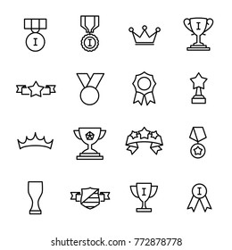 Modern Outline Style Award Icons Collection. Premium Quality Symbols And Sign Web Logo Collection. Pack Modern Infographic Logo And Pictogram. Simple Achievement Pictograms On A White Background.