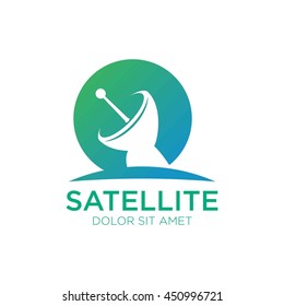 Modern Satellite Communication Information Logo Template Stock Vector ...