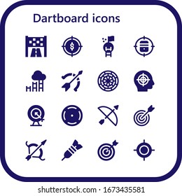 Moderno y simple conjunto de iconos llenos de vectores de tablero. Contiene iconos como Goal, Target, Archery, Dart board, Focus, Dart y más Completamente Editable y Pixel Perfect.