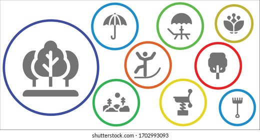 Moderne einfache Set von Saison Vektorillustration gefüllt Symbole. Enthält z.B. Baum, Regenschirm, Deck, Wald, Frühling, Skifahren, Blossom, Rake und mehr vollständig bearbeitbare und Pixel perfekte Symbole.