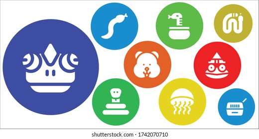 Modern Simple Set of snake Vector filled Icons. Contains such as Chameleon, Snake, Medusa, Hamster, Toad, Pet and more Fully Editable and Pixel Perfect icons.