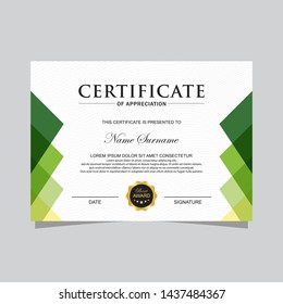 41,132 Green Certificate Frame Images, Stock Photos & Vectors ...