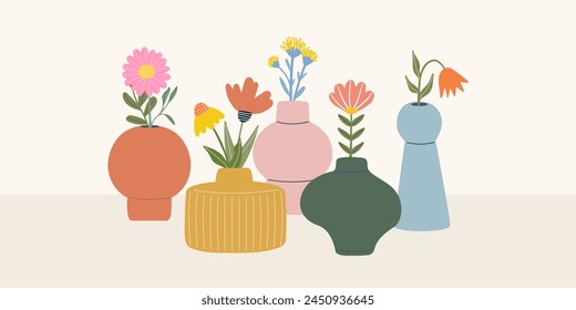 Moderne Vasen mit Blumensträußen Komposition. Blühende Blumensträuße, Pflanzen in Keramikkrügen. Natur Heimdekoration. Frühlings- und Sommerfeld, Gartenblüten-Arrangements. Vektorillustration