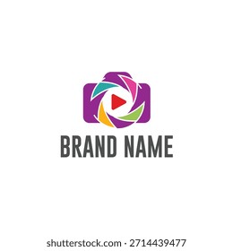 Video Logotipo vibrante moderno de la cámara con la abertura colorida abstracta y el símbolo del Botón del juego