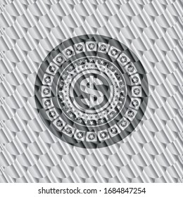 icono del dinero dentro de una placa brillante plateada. Patrón de escalas. Ilustración vectorial. Detallado.