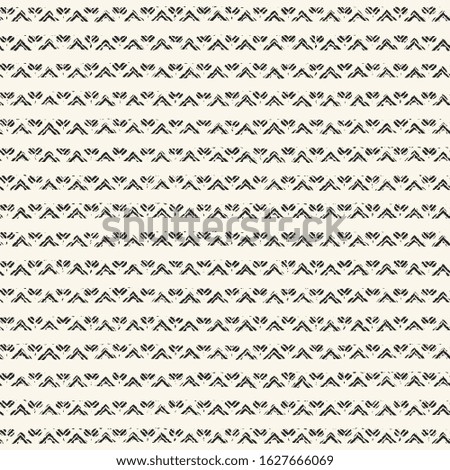 Monochrome Chevron Grained Subtle Striped Pattern