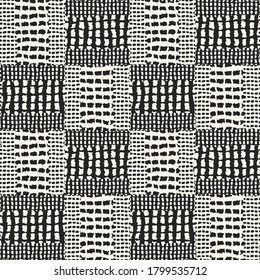 Monochrome Irregularly Textured Ethnic Checked Pattern