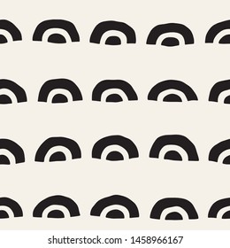 Monochrome minimalistic seamless pattern with stripe arcs. Simple hand drawn texture. Vector background with rounded inky lines