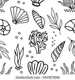 Patrón marino monocromo sin fisuras, con las plantas y las conchas. Ilustración de la naturaleza. Ilustración vectorial moderna. Elementos hechos a mano en Doodle