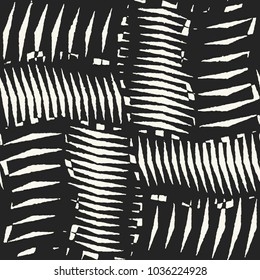 Monochrome Striped Bold Houndstooth Check Pattern