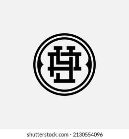 Monogram Logo, Initial letters P, Y, PY or YP, Interlock, Modern, Sporty, Black Color on White Background