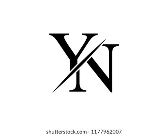 La letra YN del logotipo del monograma está cortada en rodajas