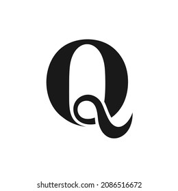 monogram Q serif font logo design