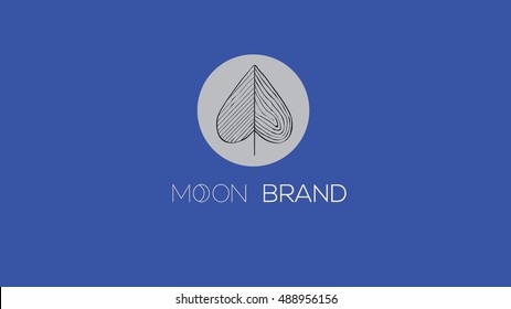 Moon vector logo template. Nature sign (symbol, emblem, icon)