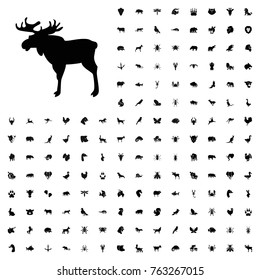 Moose icon illustration isolated vector sign symbol. animals icon set for web and mobile.