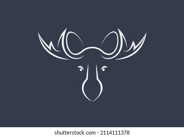 Moose line draw, male moose head with antlers. Horned animal linear icon, wildlife minimalistic logo design template. Vector isolated logotype