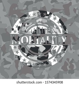 Mortality on grey camo pattern