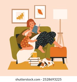 Madre e hijo leyendo libro juntos, sentados en el sofá en casa. Mamá y niña se relajan en el sofá con cuento de hadas. Padre e hija en el ocio. Ilustración vectorial plana aislada sobre fondo