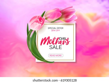 Vente de la fête des mères offre spéciale de vacances bannière image vectorielle à plat. Plaque blanche avec tulipes roses sur fond rose à l'aquarelle