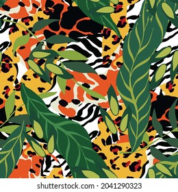 Motley Jaguar and Palm Vector Seamless Pattern. Animal Tiger and Leaves Print. Safari Illustration. Cheetah Bright African Background.