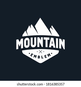 logotipo de emblema de montaña blanco negro