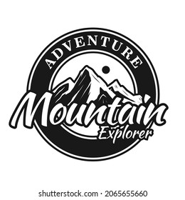 Diseño del logotipo del explorador de montaña .for badge y otros usos