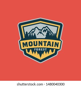 Mountain Forest Adventure Hipster Vintage Logo Template Vector