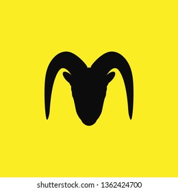 Mountain goat icon vector