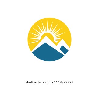 Mountain icon Logo Template Vector illustration design