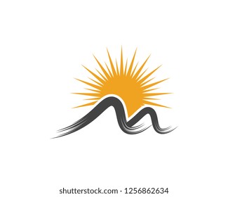 Mountain icon Logo Template Vector illustration design