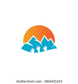Mountain icon Logo Template Vector illustration design