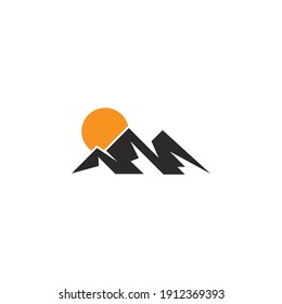 Mountain icon Logo Template Vector illustration design