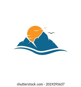 Mountain icon Logo Template Vector illustration design