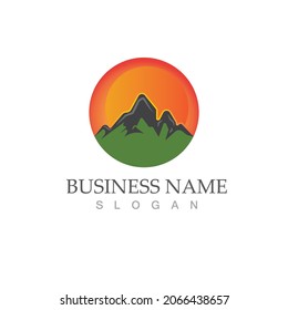 Mountain icon Logo Template Vector illustration design