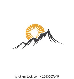 Mountain icon Template Vector illustration design