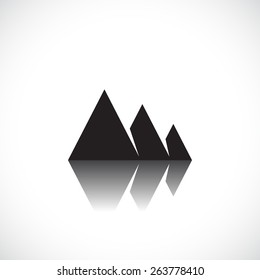 Mountain icon. Vector illustration