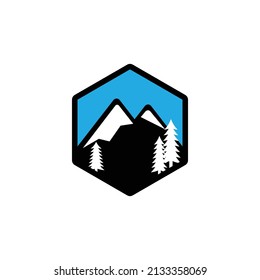Diseño con logotipo de montaña. ideal para acampar, aventura al aire libre, expedición, esquí y escalada. ilustración de vector