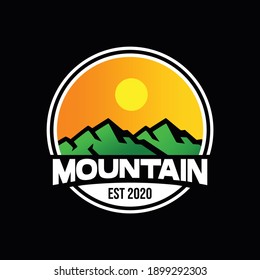 Die Muster für das Design von Mountain-Logos