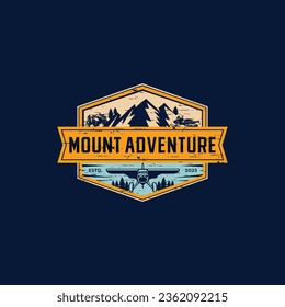 Diseño de logotipo de montaña ilustración vectorial de la aventura al aire libre placa de montaña o emblema vintage y diseño retro. 