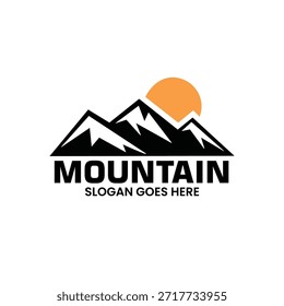 Un concepto de amanecer o atardecer con el logotipo de la montaña 