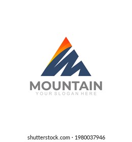 Logo de montaña con plantilla de diseño triangular, letra M