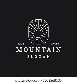 Mountain logo vector icon illustration hipster vintage retro .