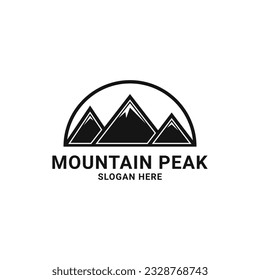 Diseño del logo de la cumbre de montaña. Idea de diseño de logotipo de aventura para excursionismo al aire libre